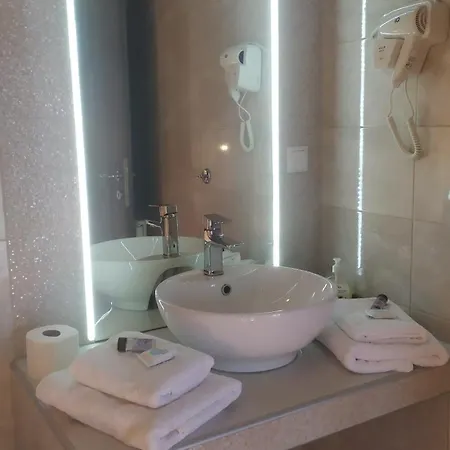 여관 Smallhotel - Vevi
