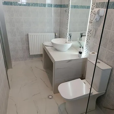 Smallhotel - * Vevi