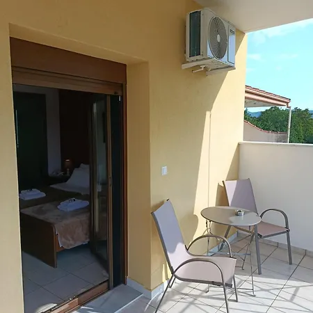 여관 Smallhotel -