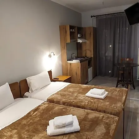 Han Smallhotel - *